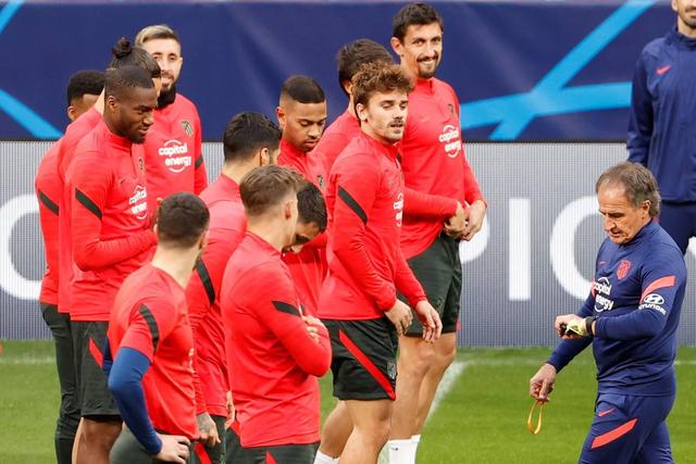 塔图姆31+8利拉德32分 凯尔特人险胜雄鹿7连胜